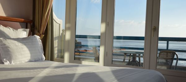 Hôtel La Mère Champlain à Cancale Hôtel La Mère Champlain à Cancale